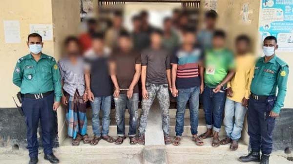 দক্ষিণ সুরমা থেকে ১৫ জুয়াড়ি গ্রেফতার