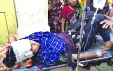 হবিগঞ্জে ঘুমন্ত স্কুলছাত্রীকে কোপালো দুর্বৃত্তরা