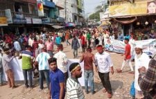 অটোরিকশাচালক হত্যা : কমলগঞ্জে সড়ক অবরোধ