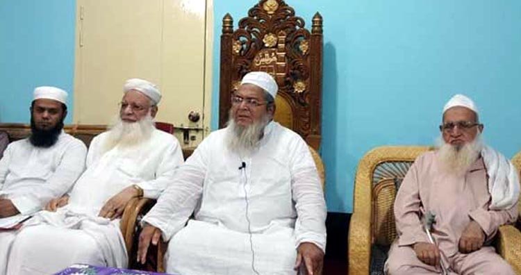 বৈঠক শেষে :  নেতাকর্মীকে নিঃশর্ত মুক্তি, কওমি মাদরাসাগুলো খোলে দেয়ার দাবী – হেফাজতে ইসলামের