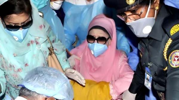 কোন জটিলতা নেই, ভালো আছেন খালেদা জিয়া