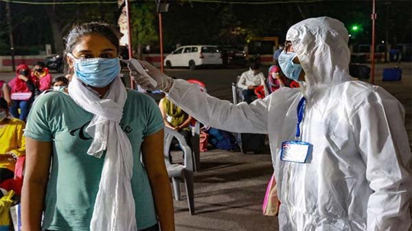 কোভিডের দ্বিতীয় সার্জ ভারতকে আবার বিশ্বে এক নম্বর করে দিল