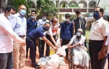 আসন্ন মাহে রমজান উপলক্ষ্যে উদ্দীপন ইন্টারন্যাশনাল ক্লাবের খাদ্যসামগ্রী বিতরণ