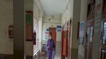 বদলির পরও কানাইঘাট ছাড়ছেন না স্বাস্থ্য কমপ্লেক্সের অফিস সহকারি