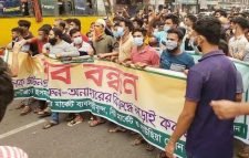 স্বাস্থ্যবিধি মেনে মার্কেট খোলার দাবি