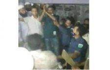 ধর্ম অবমাননার অভিযোগে ছাত্রলীগ নেতা লাঞ্ছিত