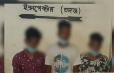 বাইশটিলায় চোরাইগরুসহ আটক ৩