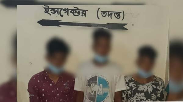 বাইশটিলায় চোরাইগরুসহ আটক ৩