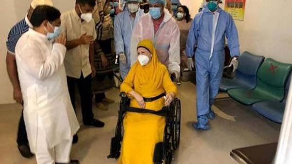 খালেদা জিয়াকে আরও কয়েকদিন সিসিইউতেই থাকতে হবে