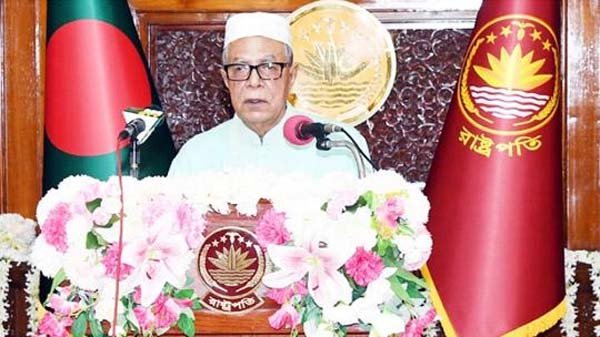 আতঙ্কিত না হয়ে স্বাস্থ্যবিধি মানুন