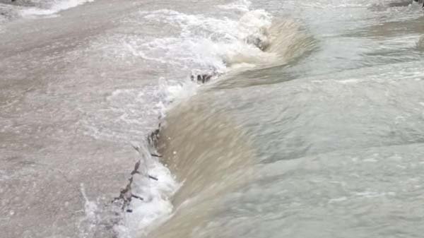 ১৪ বছরে ভেঙেছে ২১শ কিলোমিটার বাঁধ