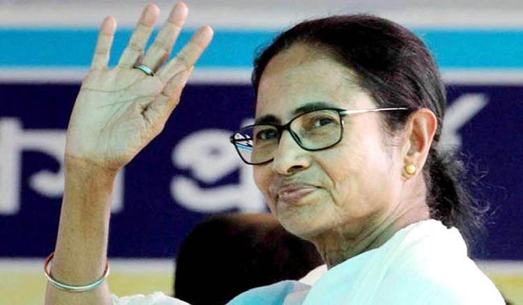 বিপুলভোটে জয়ী হয়ে ভারতের বাংলার মাটিতে আসছেন  তৃণমূল নেত্রী মমতা বন্দ্যোপাধ্যায়