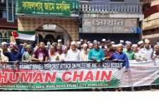 ফিলিস্তিনে ইসরাইলি হামলার প্রতিবাদে  ৩নং ওয়ার্ড কাজলশাহ এলাকাবাসীর মানববন্ধন ও বিক্ষোভ