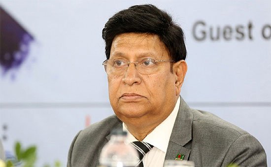 সবাই বলছে দিবে কিন্তু টিকা তো হাতে আসছে না: পররাষ্ট্রমন্ত্রী