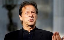 হাইকোর্টে হেরে গেলেন ইমরান খান, শনিবার অনাস্থা ভোট