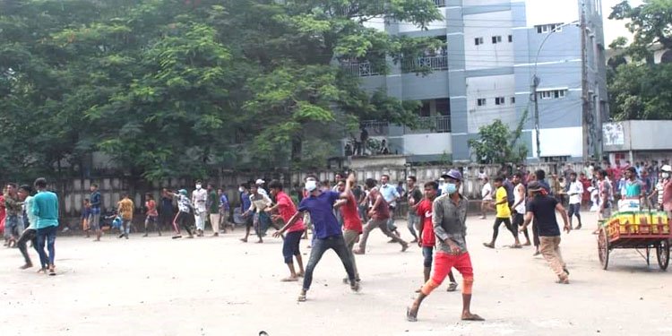 সিসিকে হামলায় মামলা, ব্যাটারির রিকশার বিরুদ্ধে ‘একশন’