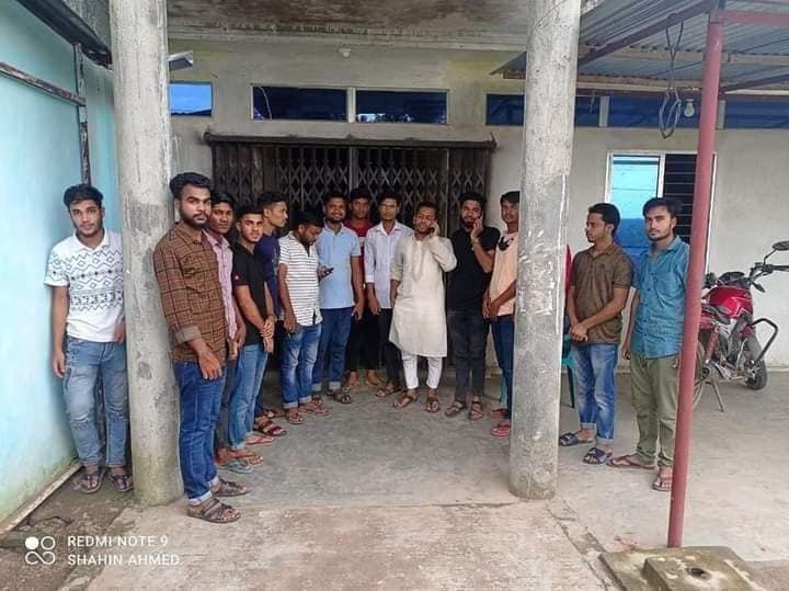 গোয়াইনঘাটে পল্লী বিদ্যুৎ অফিসে ছাত্রলীগের তালা