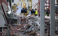 স্কুল ভবন ধসায় পাঁচ শ্রমিকের মৃত্যু