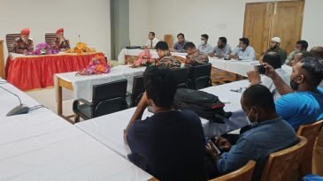 ফায়ারসার্ভিস কর্মকর্তাদের সাথে ভলান্টিয়ার নেতৃবৃন্দের মতবিনিময়