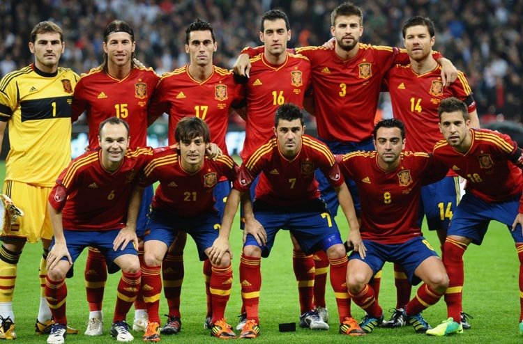 স্লোভাকিয়ার মুখোমুখি স্পেন