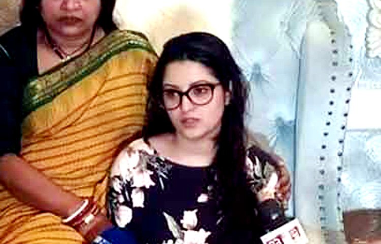 আমাকে ধর্ষণ ও হত্যার চেষ্টা করা হয়েছে – ঢালিউড নায়িকা পরীমণি