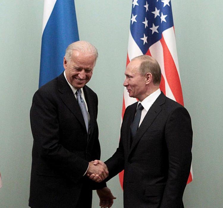 বৈঠকে বসেছিলেন যুক্তরাষ্ট্রের প্রেসিডেন্ট বাইডেন ও রাশিয়ার প্রেসিডেন্ট পুতিন