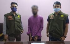 দক্ষিণ সুরমা থেকে  ইয়াবা ব্যবসায়ী  গ্রেফতার