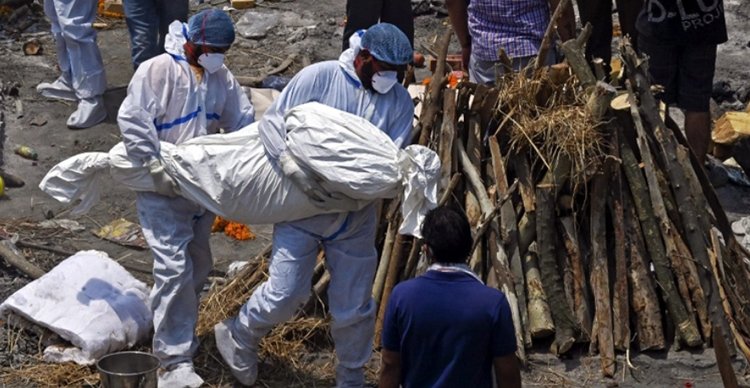 ভারতে দৈনিক সংক্রমণের সঙ্গে বেড়েছে মৃত্যুও