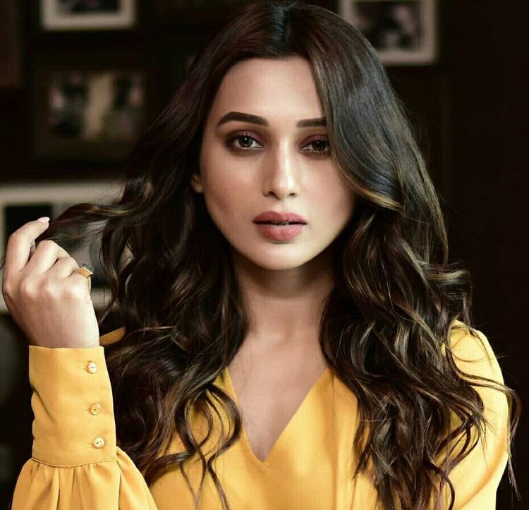 অসুস্থ মিমি চক্রবর্তী