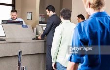 নতুন সময়  বিধিনিষেধে ব্যাংক লেনদেন