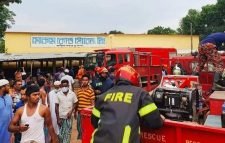 হঠাৎ বিকট শব্দে ৭০ হাজার মণ আলুসহ ধসে পড়ল হিমাগার