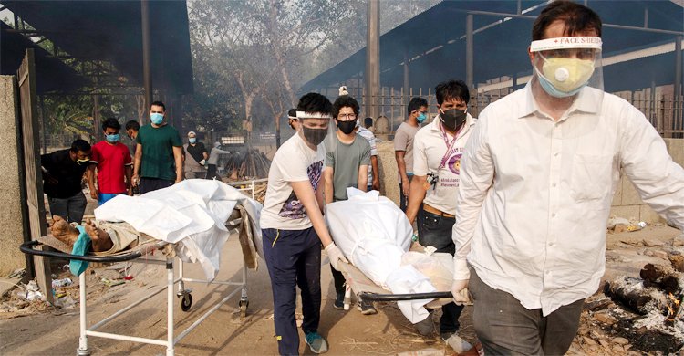 ভারতে ২১ ট্রাক চিতাভস্ম  করোনায় এক শ্মশানে