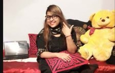 এবার নাটক রচনাতেও তুলতুল