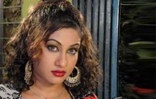 চিত্রনায়িকা সিলভি আর নেই