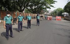 কঠোর লকডাউন শিথিলের সিদ্ধান্ত