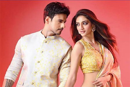 এবার প্রকাশ্যে