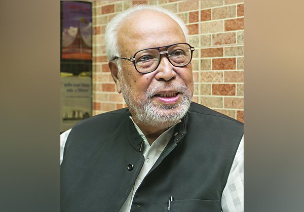 মানুষের জীবনের চেয়ে রাজনীতি বড় হতে পারে না