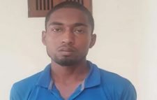 স্ত্রীকে শ্বাসরোধে খুন, স্বামী গ্রেফতার