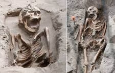 ব্রিটেনের সমুদ্রসৈকতে গণকবর