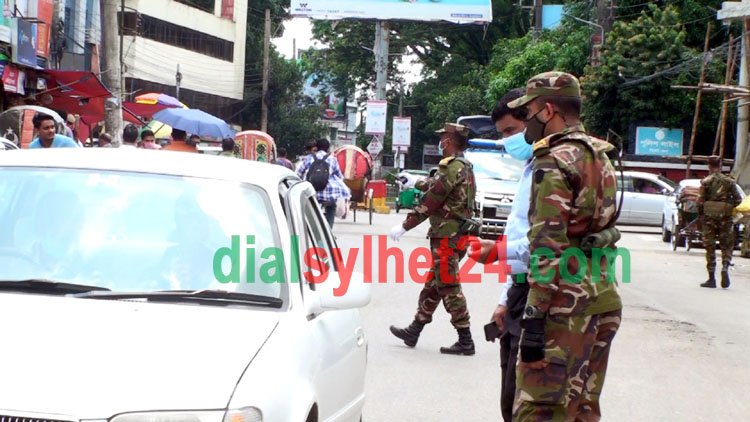 এবার করোনা সংক্রমণ ঠেকাতে কারফিউ জারির পরামর্শ