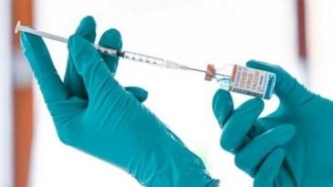 রেজিস্ট্রেশন ছাড়াই টিকা পাচ্ছেন পোশাক শ্রমিকরা