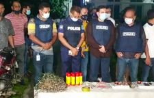 নারায়ণগঞ্জে জঙ্গি আস্তানায় অভিযানে বোমা সরঞ্জামাদি উদ্ধার, আটক ১