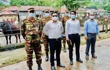 কঠোর লকডাউনের মধ্যেই পশুর হাট, পণ্ড করল প্রশাসন