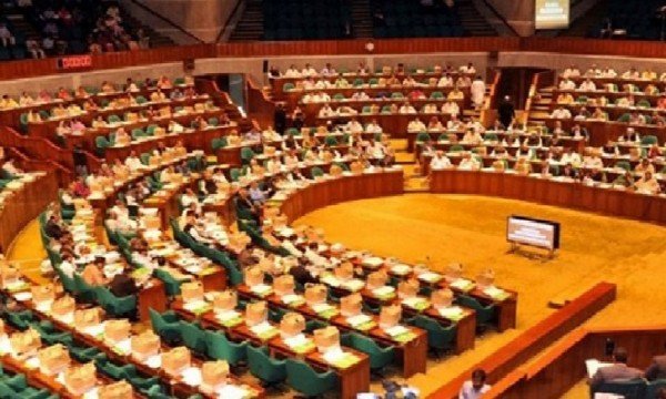 দুই দিন বিরতির পর বাজেট অধিবেশন শুরু