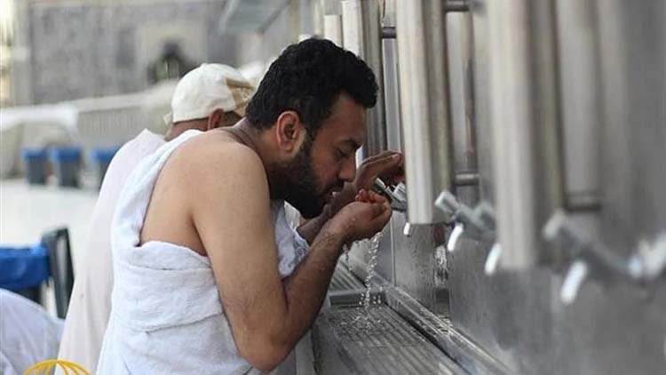 জান্নাতি ফোয়ারা জমজমের যত বিস্ময়