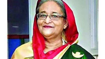 স্বামীর দেশ ভারতে পালিয়ে গেলেন শেখ হাসিনা
