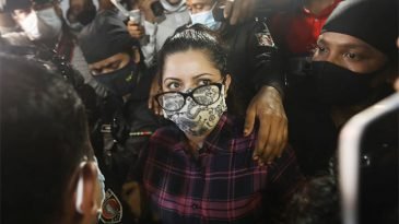 পরীমনি আটক