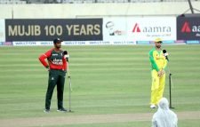 টসে হেরে ফিল্ডিংয়ে বাংলাদেশ