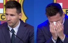 বিদায়ী সংবাদ সম্মেলনে মেসি কাঁদলেন, কাঁদালেন