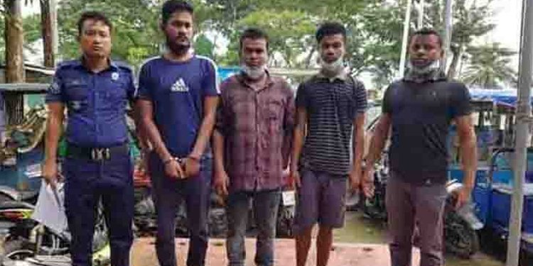 ইয়াবাসহ গ্রেফতার হওয়া কারারক্ষী বরখাস্ত